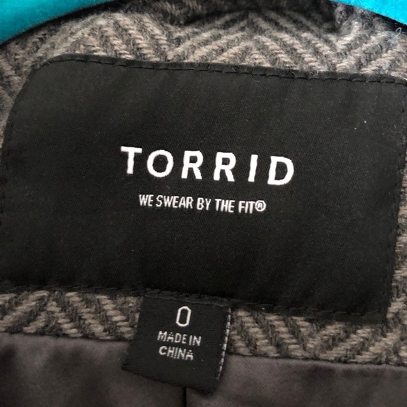 TORRID Coat Poly/Faux Leather SZ 0 (0/1X) - Picture 5 of 7